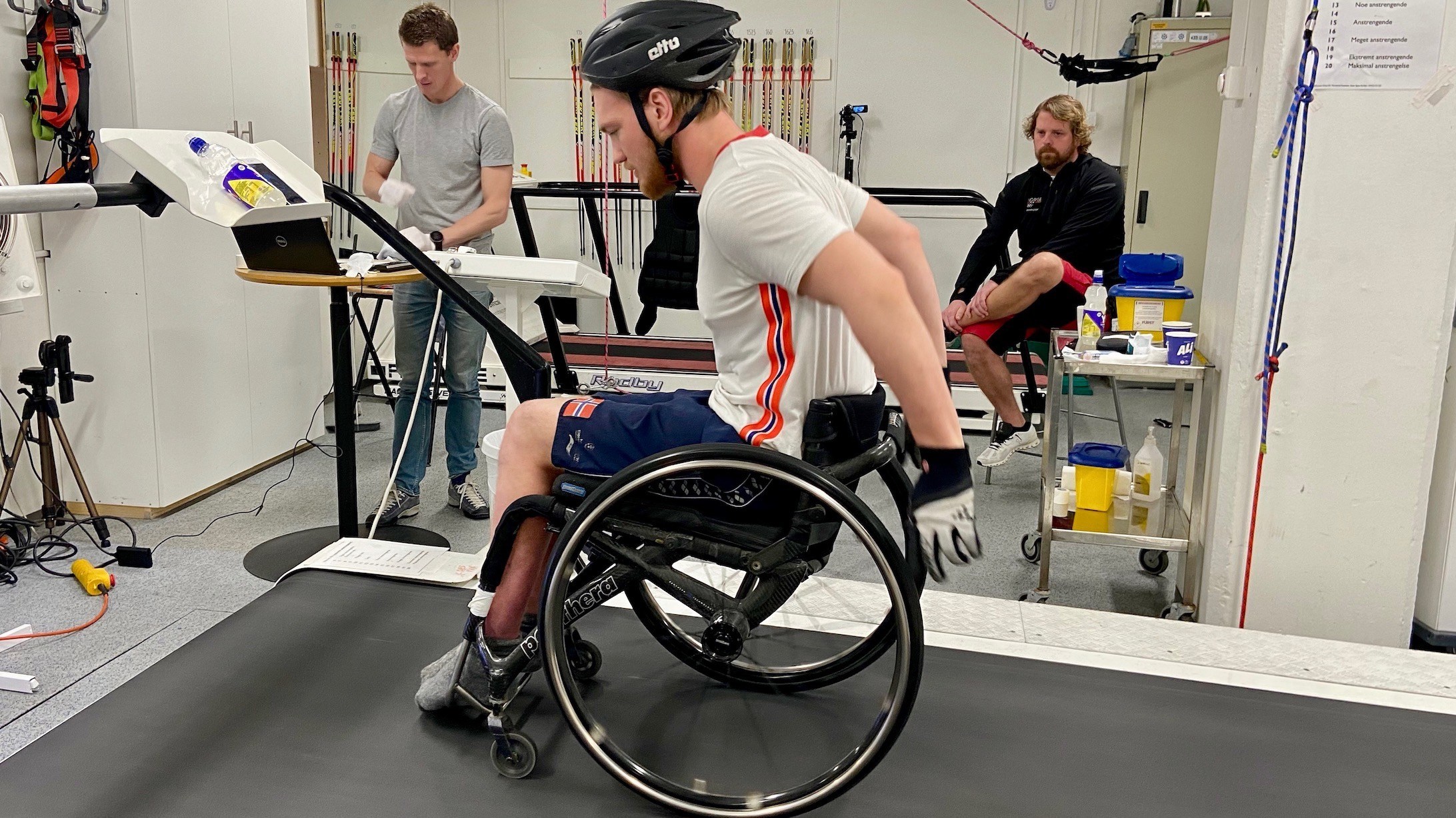 Andreas Bjørnstad under test på Olympiatoppen (foto: Kristin Bentdal Larsen) 