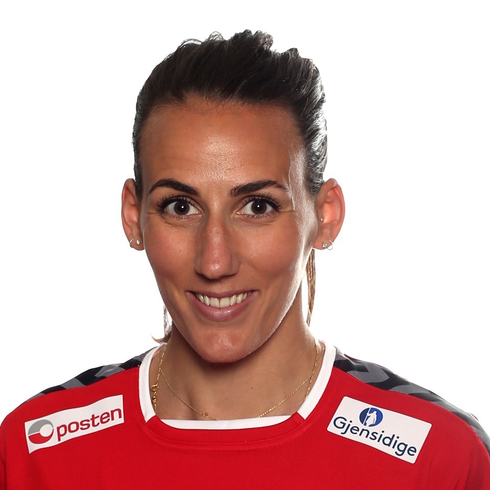 Marta Tomac (26)
